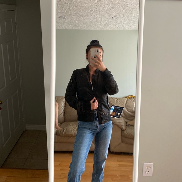 GUESS bomber jacket - Picture 2 of 3